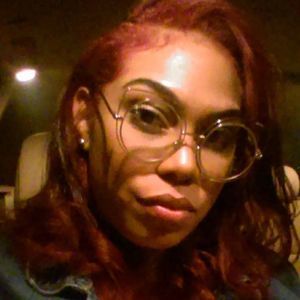 Meet your Posher, Becka